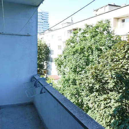 Big Near The Beach And The Sea Garden! Apartment