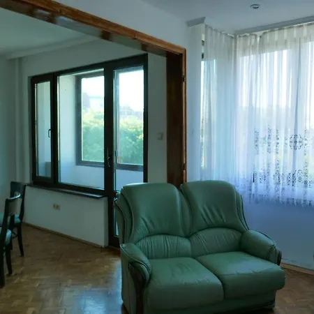 Apartment Big Near The Beach And The Sea Garden! *